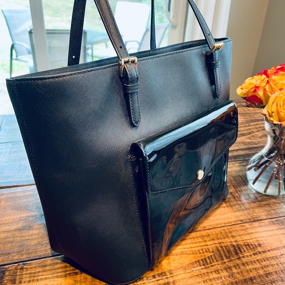 Michael Kors Jet Set Multifunction Black Leather Pocket Tote Bag - Picture 4 of 12